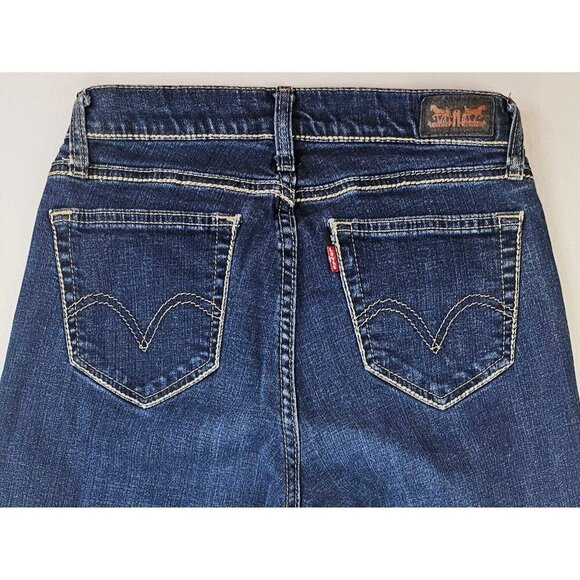 Levi's Size 8M Women 31 Inch Inseam 529 Curvy Boot Cut Blue Denim Logo Tag Jeans - Picture 9 of 12